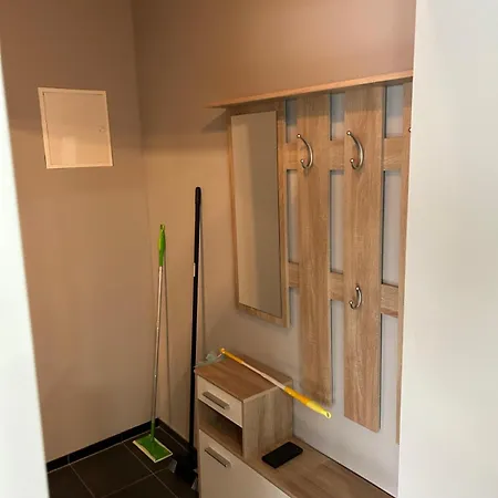 Gemuetliche Mit 1 Schlafzimmer, Wohnzimmer Mit Schlafcouch & Voll Ausgestattete Kueche * Rauschenberg