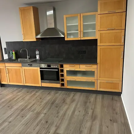 Gemuetliche Mit 1 Schlafzimmer, Wohnzimmer Mit Schlafcouch & Voll Ausgestattete Kueche Rauschenberg