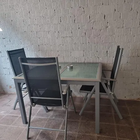 Gemuetliche Mit 1 Schlafzimmer, Wohnzimmer Mit Schlafcouch & Voll Ausgestattete Kueche Appartement Rauschenberg