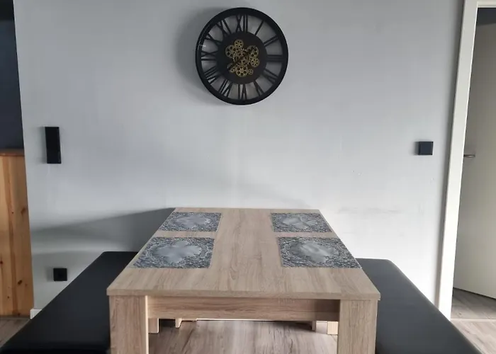 Gemuetliche Mit 1 Schlafzimmer, Wohnzimmer Mit Schlafcouch & Voll Ausgestattete Kueche Apartamento *